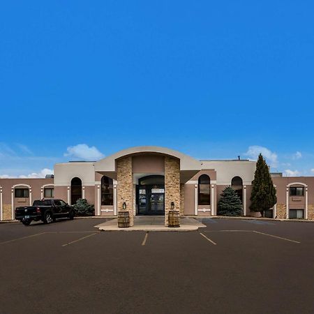 Revel Hotel Minot - Surestay Collection By Best Western Esterno foto